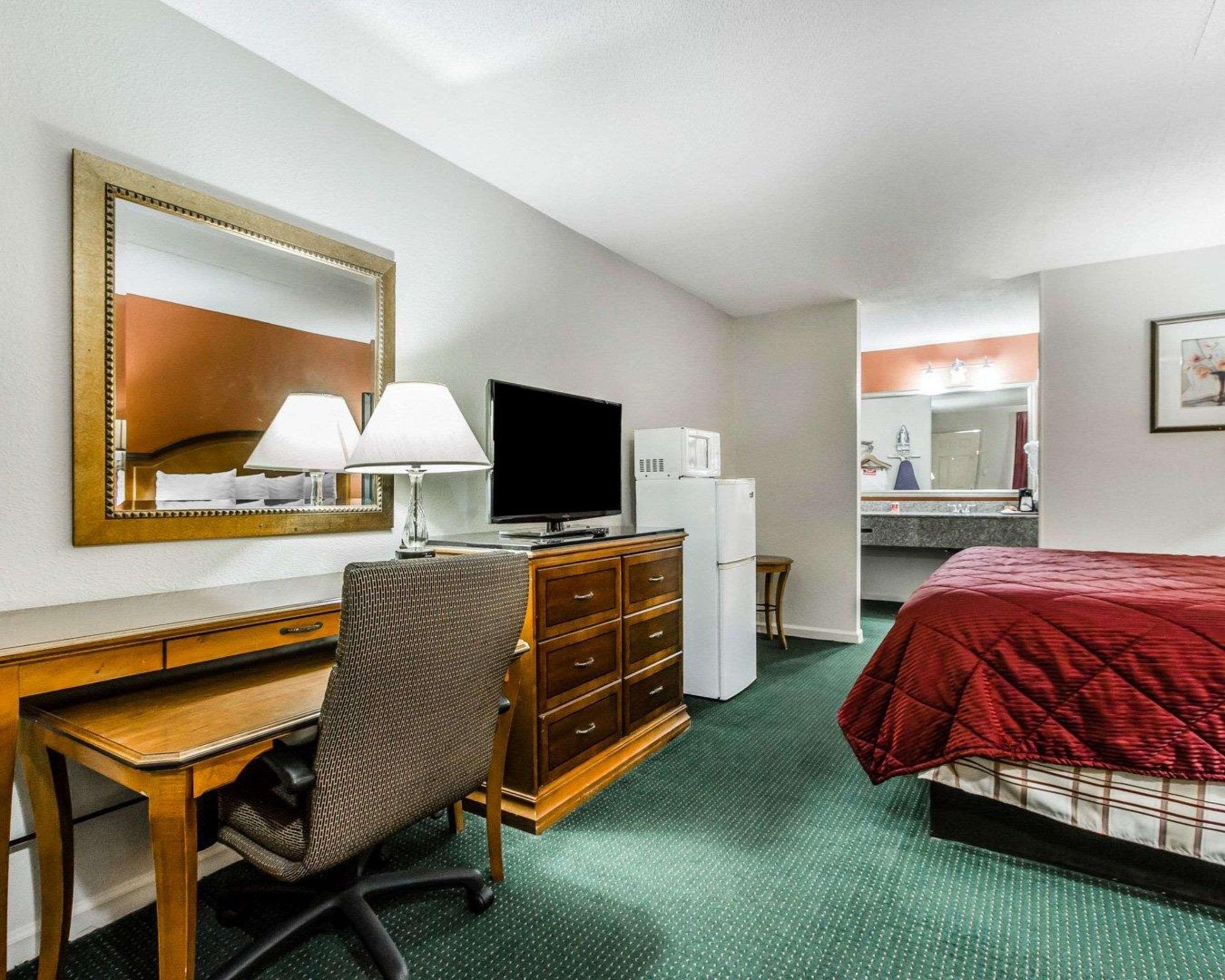 Econo Lodge Inn&Suites Enterprise Esterno foto