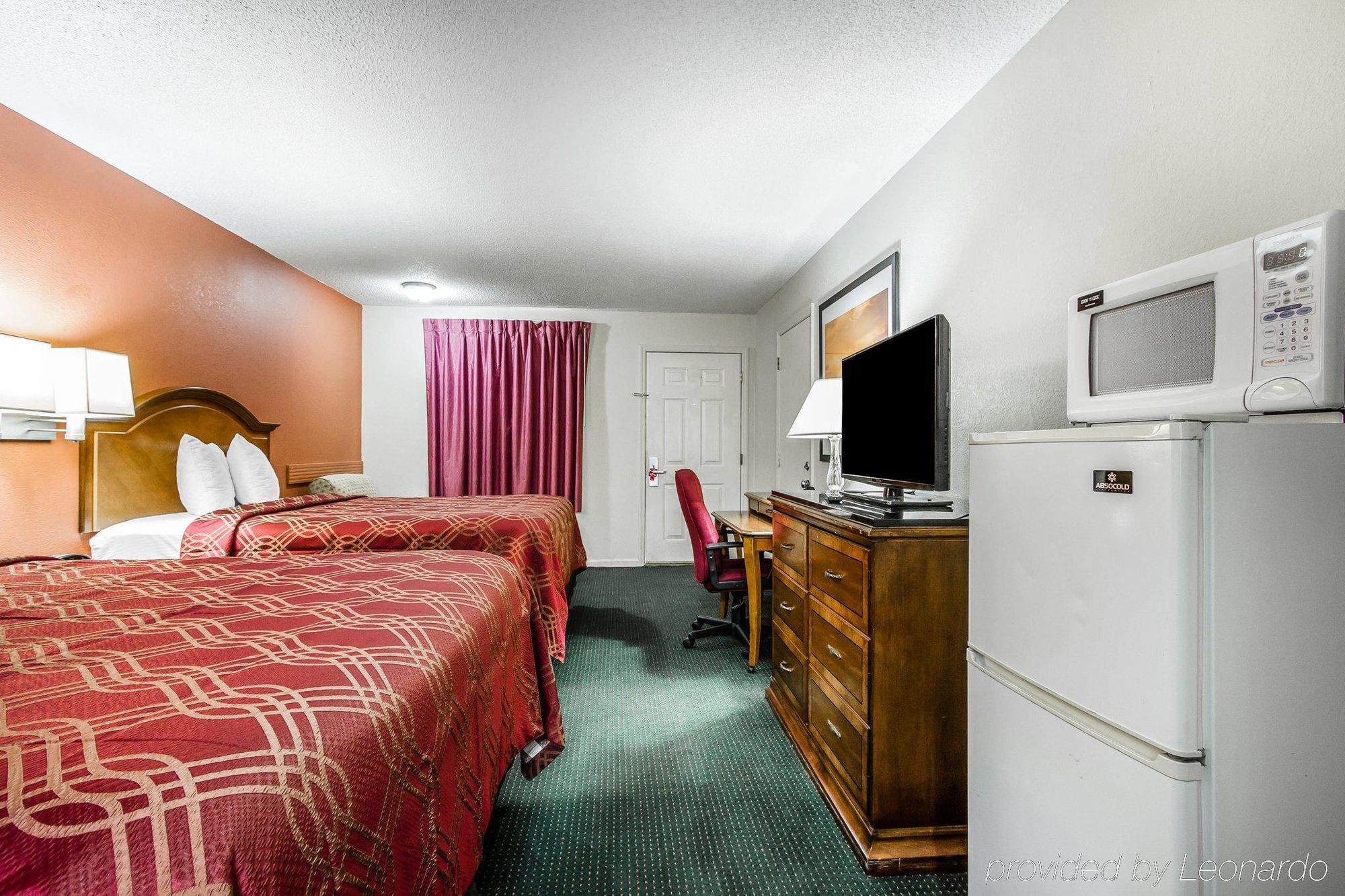 Econo Lodge Inn&Suites Enterprise Esterno foto